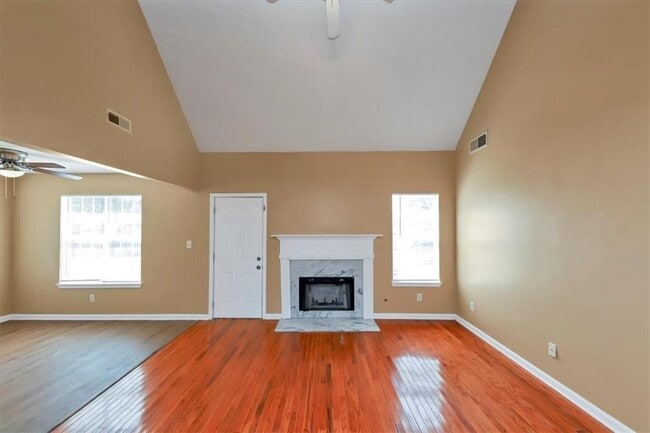 Building Photo - 1260 Crestridge Ln