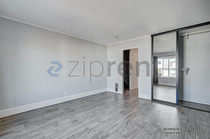 Building Photo - 363 Newport Ave