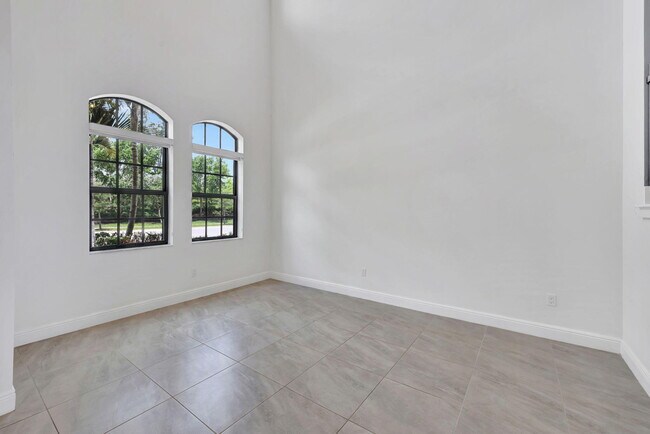 Building Photo - 8660 W Parkland Bay Trl