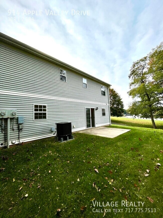 Building Photo - 914 Apple Valley Dr