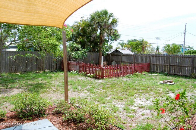 Building Photo - 360 Sabal Ave
