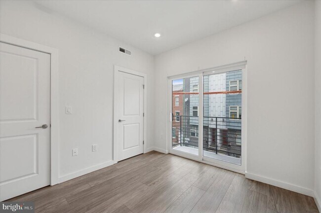 Building Photo - 1617 Ridge Ave