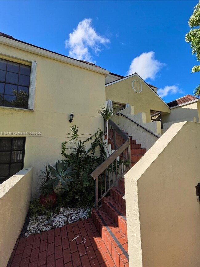Building Photo - 13004 SW 88th Terrace S