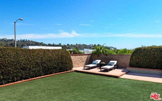 Building Photo - 18100 Wakecrest Dr