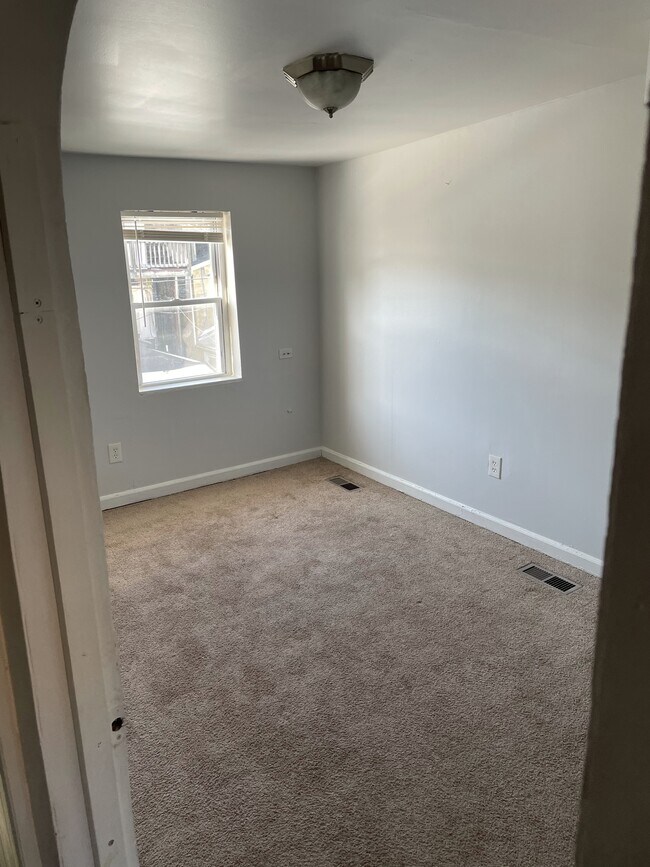 Bedroom 1 - 312 S Duncan St