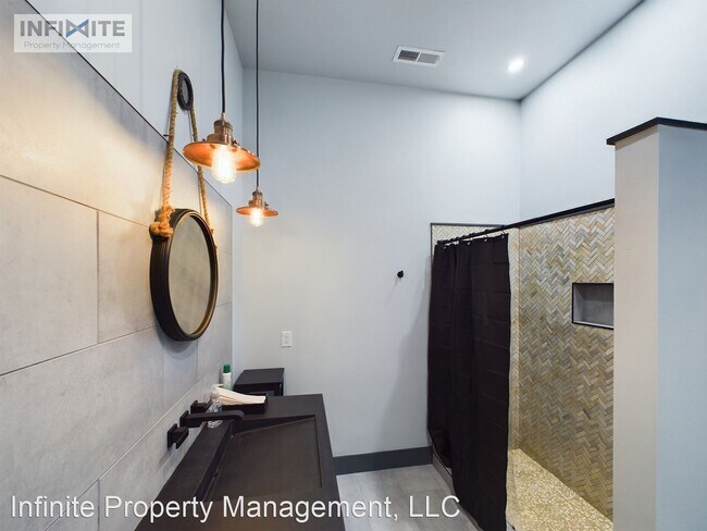 Building Photo - Studio, 1.5 bath House - 85 Mill Town Loop...