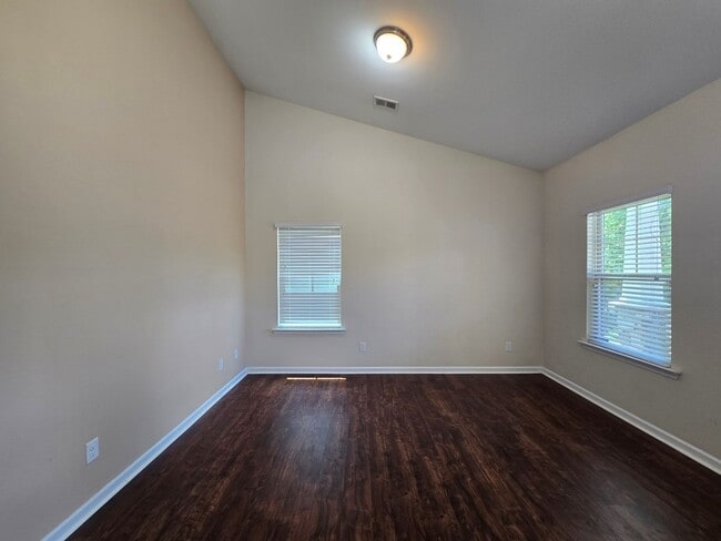 Building Photo - 1833 Talisker Dr
