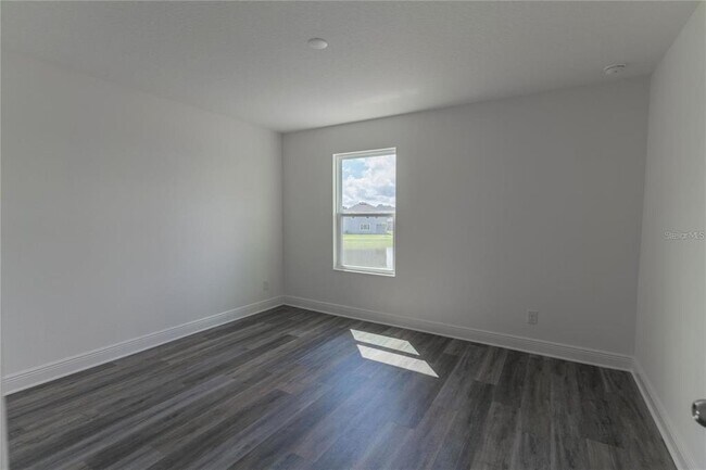Building Photo - 5018 Down Ct