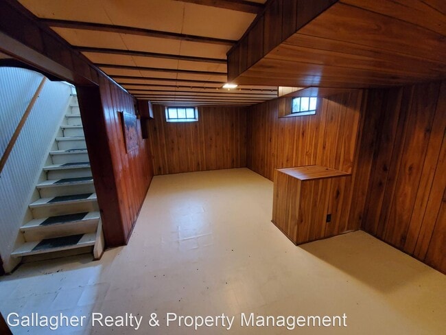 Building Photo - 3 br, 1 bath House - 313 Britton Rd