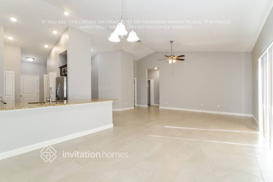 Building Photo - 629 Dunlin Ln