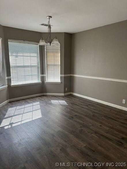 Building Photo - 2206 West 120th Ct S