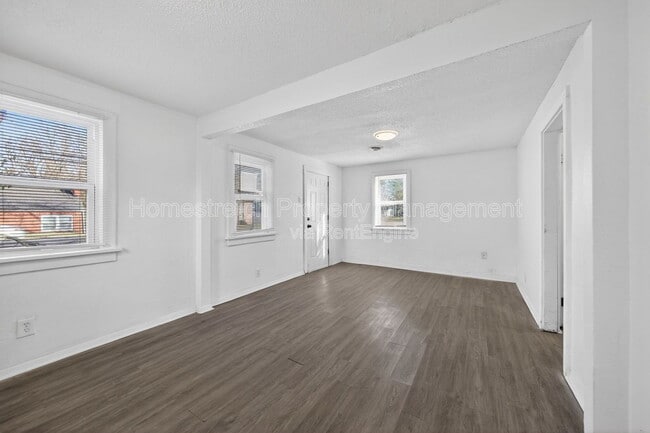 Building Photo - 10019 Northgate Dr