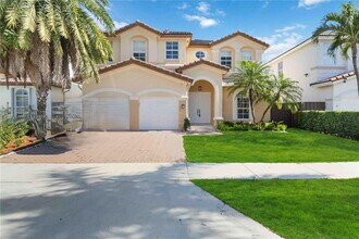Building Photo - 8551 NW 110th Ave
