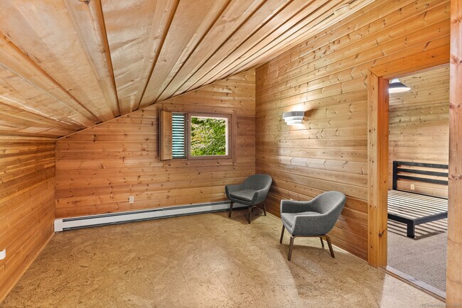 Building Photo - 281 Nettleton Hollow Rd