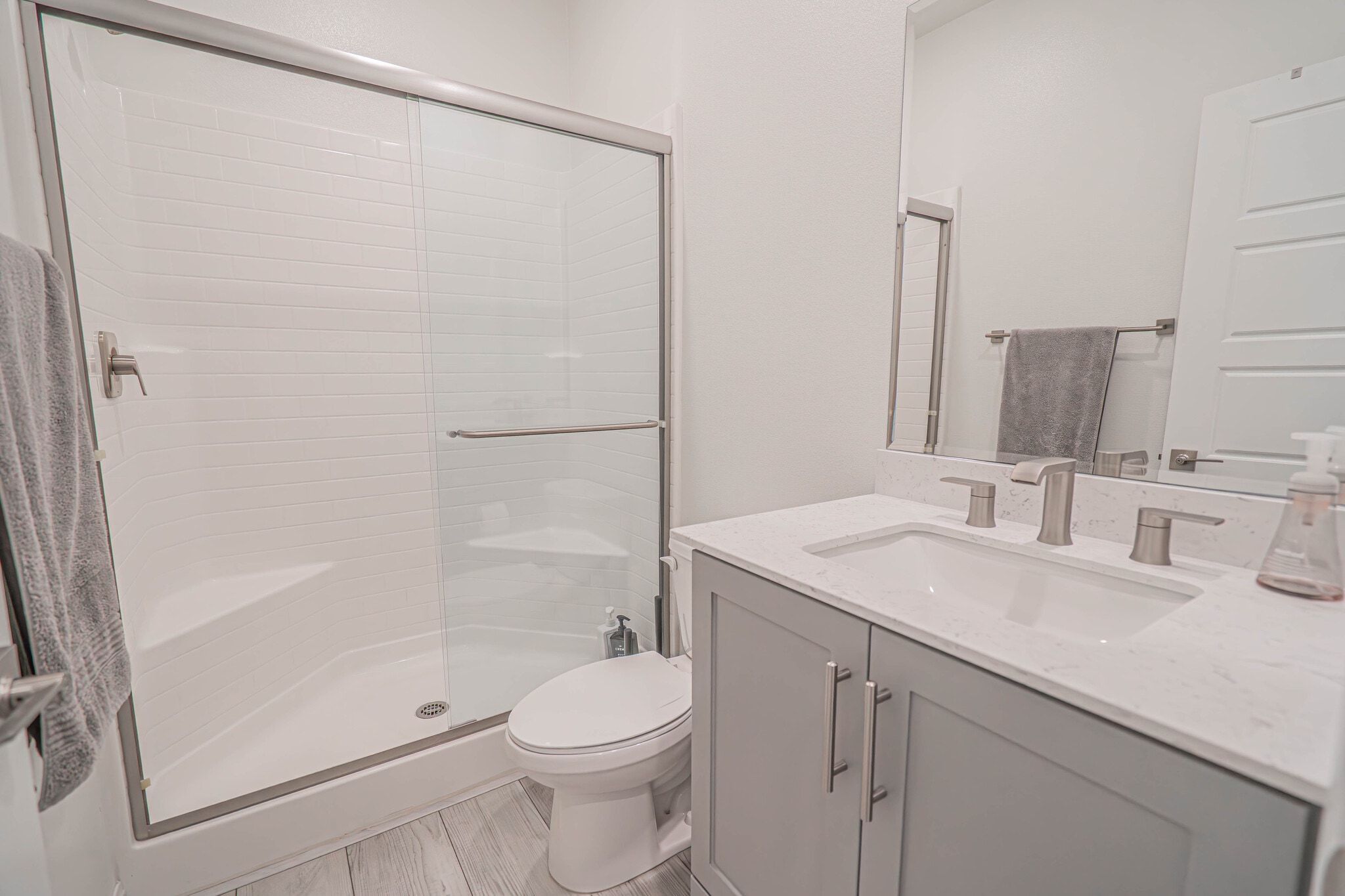 Building Photo - 17047 Zion Dr