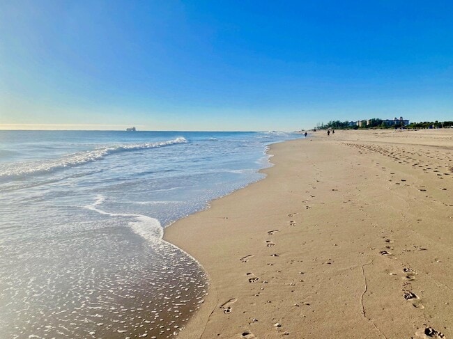 Building Photo - 106 Linda Ln