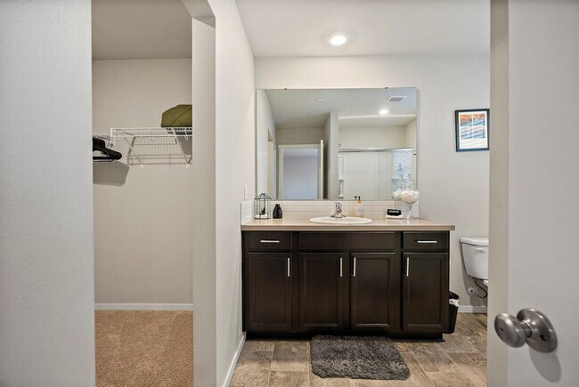 Building Photo - 10715 186th St Ct E