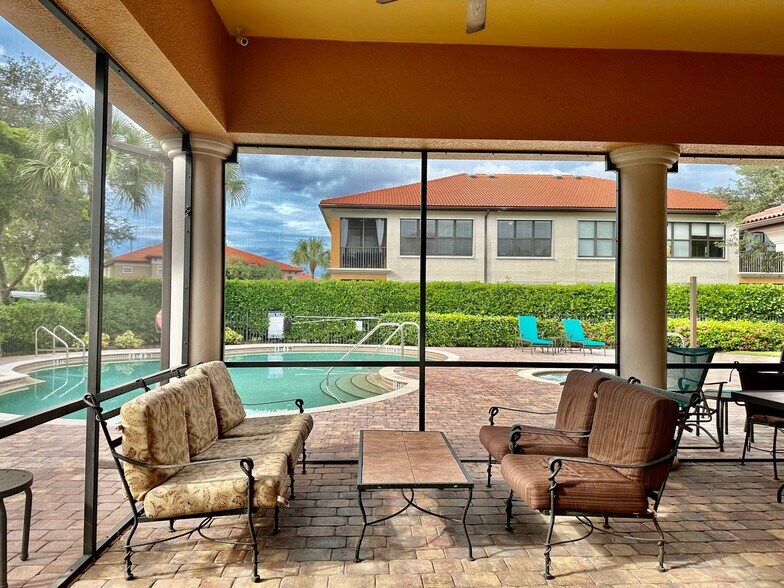 Building Photo - 1338 Corso Palermo Ct