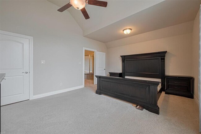 Building Photo - 2722 Park Oak Ct