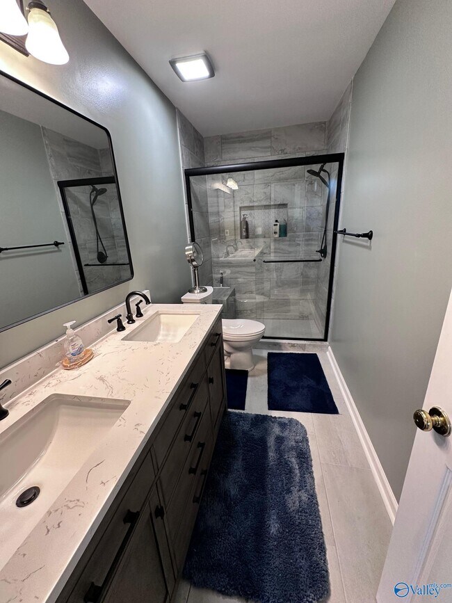 Building Photo - 200 Millstone Ln