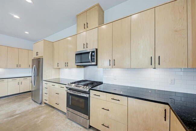 Building Photo - 7710 Watson St