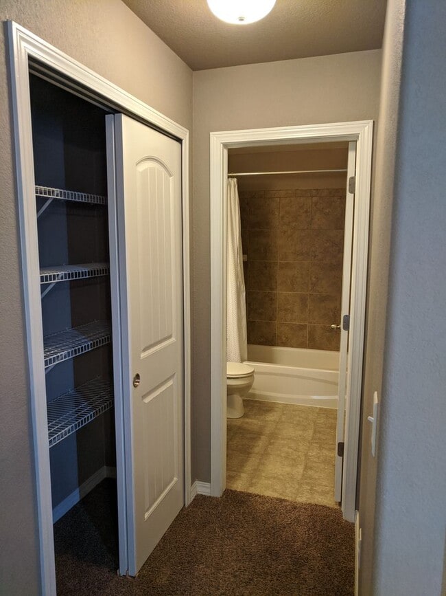 Building Photo - Open layout two-story home