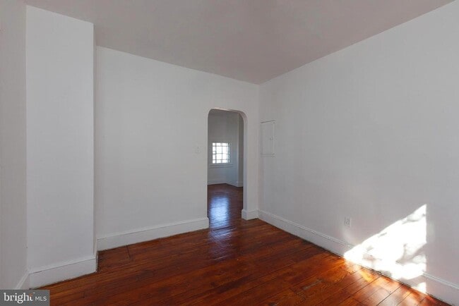 Building Photo - 401 Morgan Ave