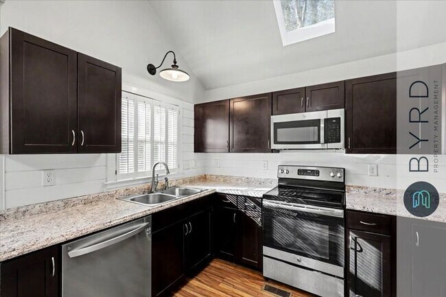 Building Photo - 14304 Cove Ridge Pl