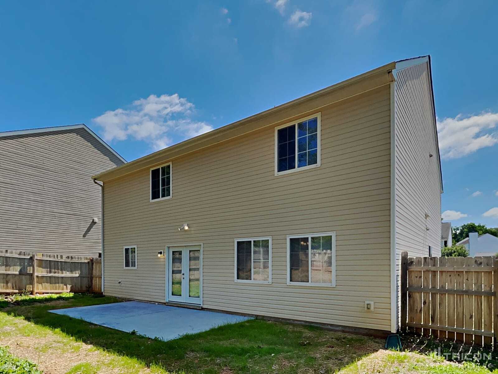 Building Photo - 5711 Fisherman Dr