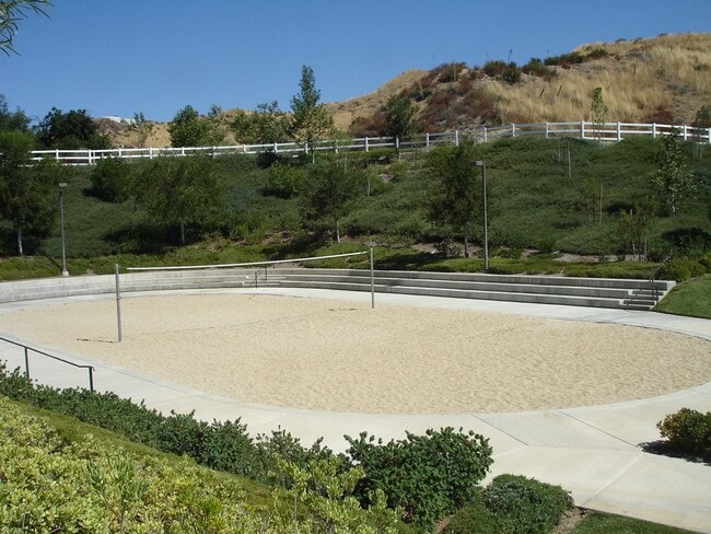 Building Photo - 55+ Community - Single Story 4 Bedroom Hom...