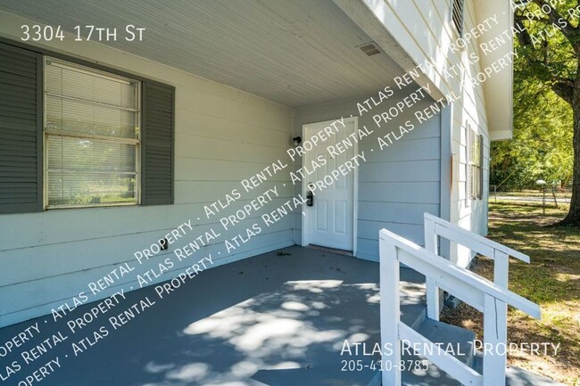 Building Photo - 3304 17th St