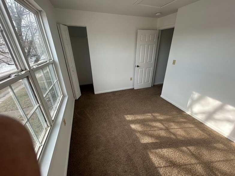 Building Photo - 631 Hope St