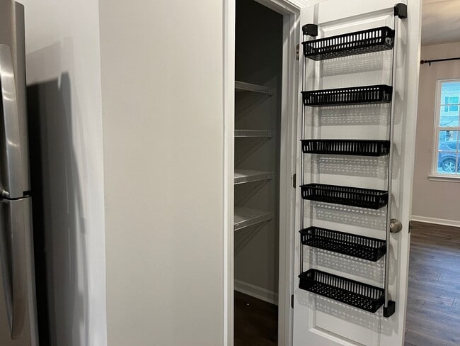 Building Photo - Beautiful Home in New Bern West