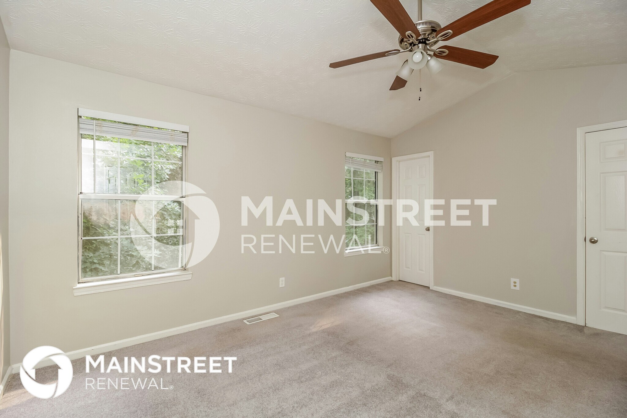 Building Photo - 124 Emerald Pines Dr