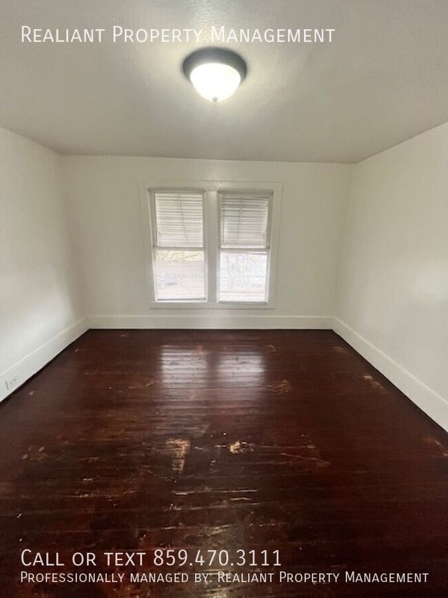 Building Photo - 136 Fourth Street-