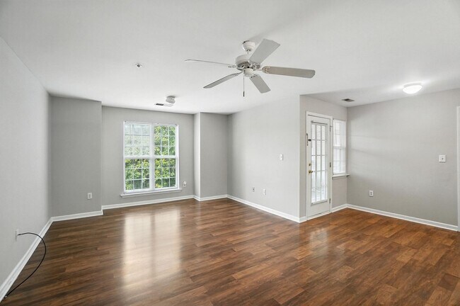 Building Photo - Minutes from UNCC Campus