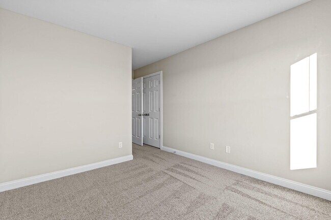 Building Photo - 824 Copley Pointe Dr