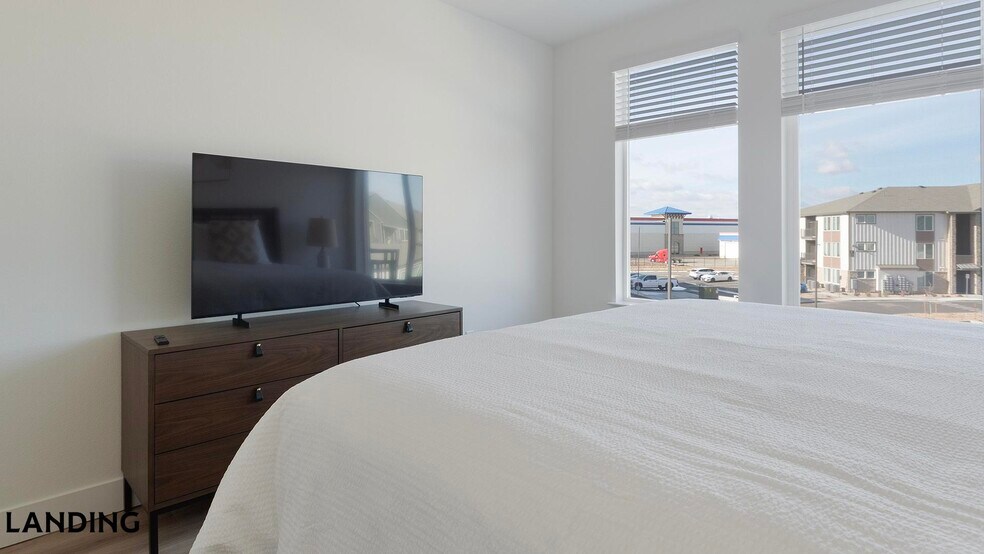 Building Photo - 10670 Jake Jabs Blvd