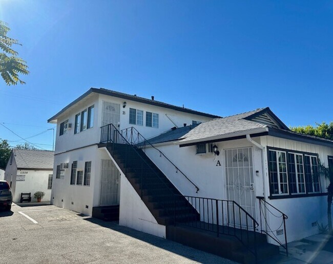 Primary Photo - Oxnard ( M )