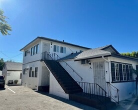 Building Photo - Oxnard ( M )