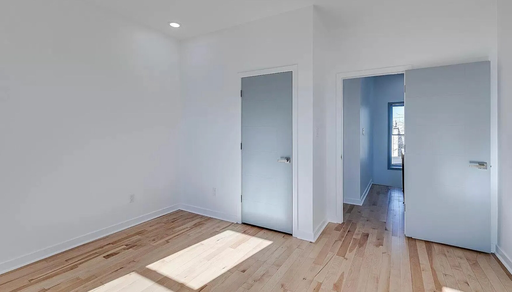 Building Photo - 1719 Arlington St