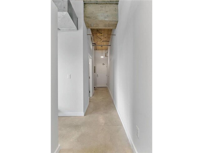 Building Photo - 901 N 3rd St