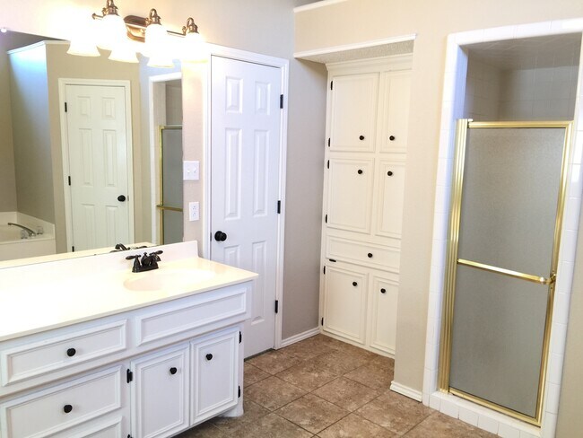 Building Photo - 3 Bed/ 2 Bath in Frenship LISD !