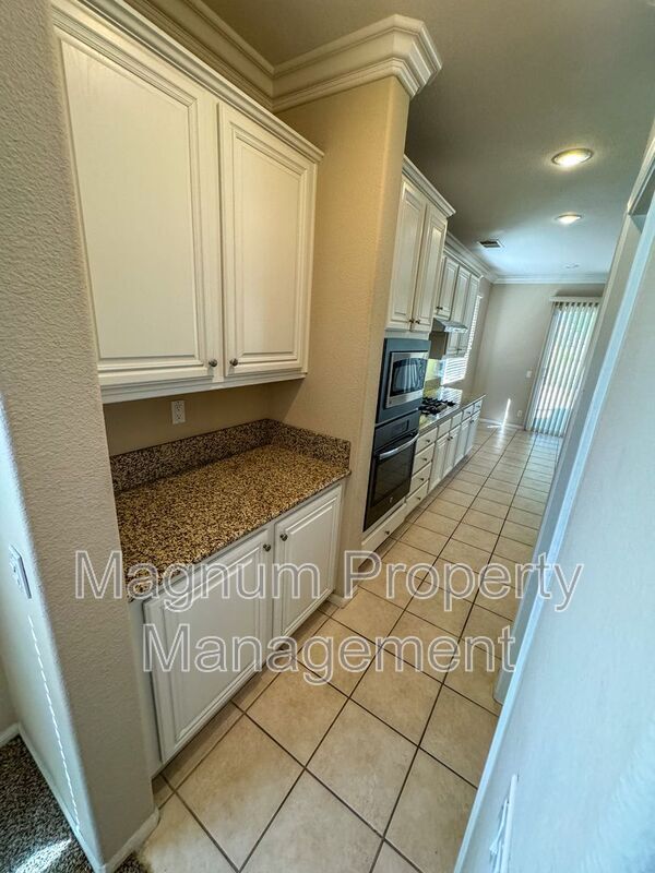 Building Photo - 31486 Pennant Ct