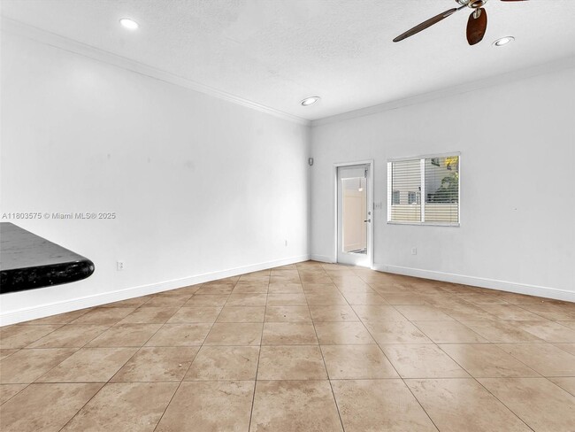 Building Photo - 2727 Treasure Cove Cir