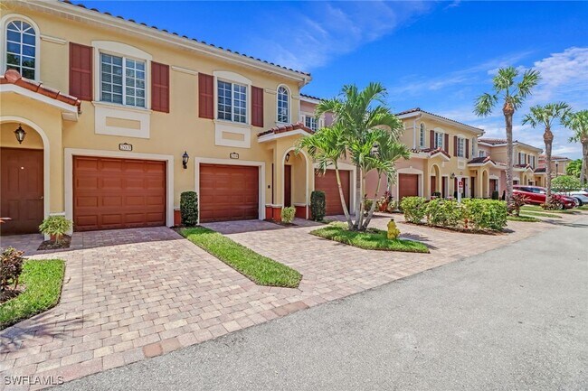 Primary Photo - 10025 Villagio Gardens Ln