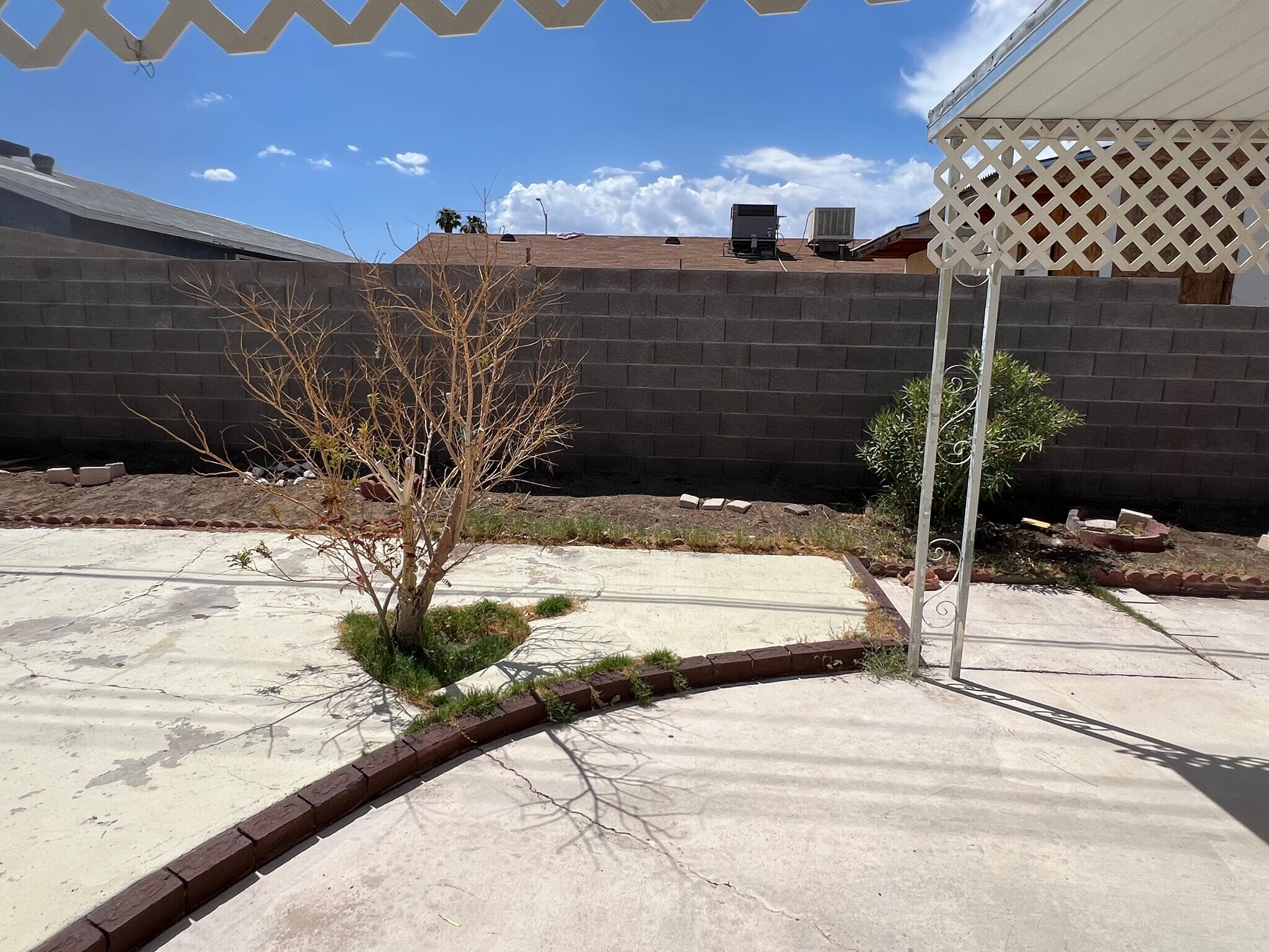 Building Photo - 252 Mojave Ln