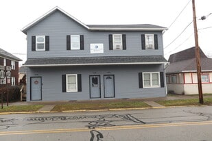 Building Photo - 452 3rd St