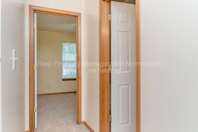 Building Photo - 3531 Leawood Ave