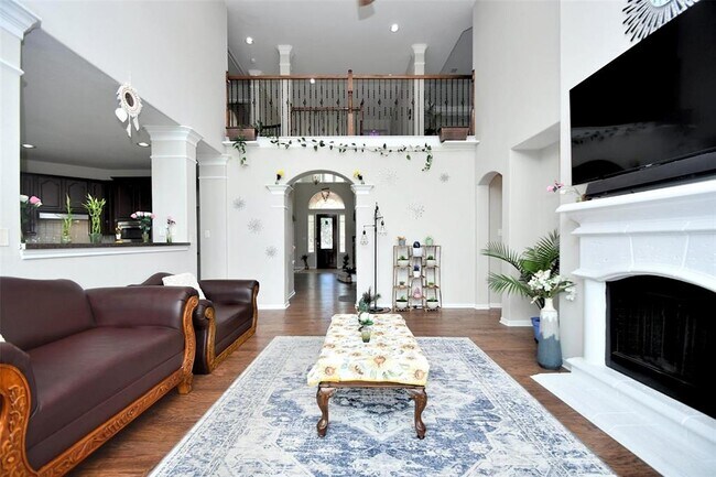 Building Photo - 6027 Opal Crest Ln